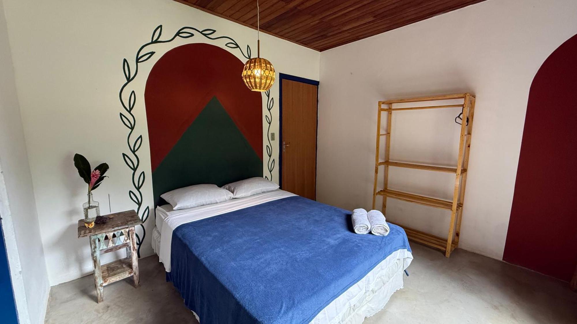 Sambaqui Hostel *